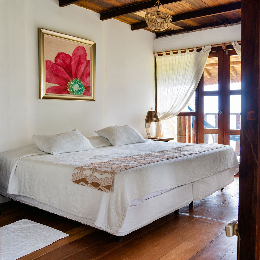 Matrimonial Balcony room with private balcony and ocean views at Samai Lodge