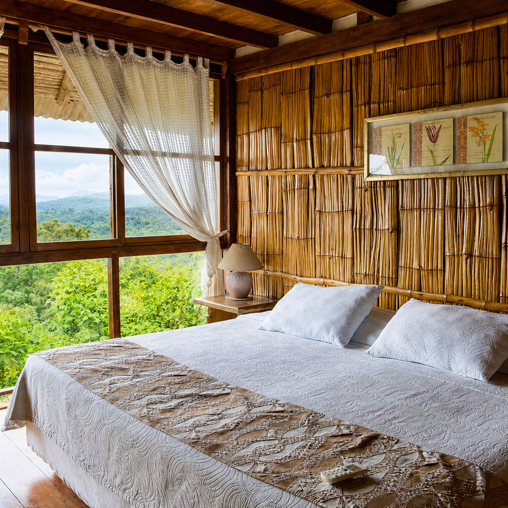 Matrimonial Standard room with queen bed at Samai Lodge